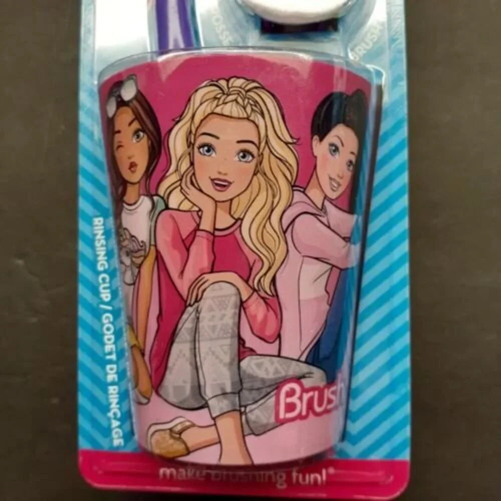 Mattel Barbie Brush Buddies Toothbrush 3 Piece Set Rinsing Cup Toothbrush Cap